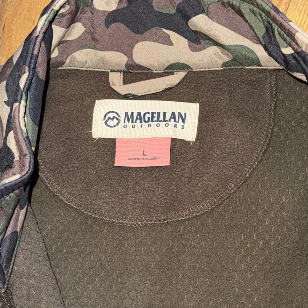 Camo jacket - Picture 3 of 3